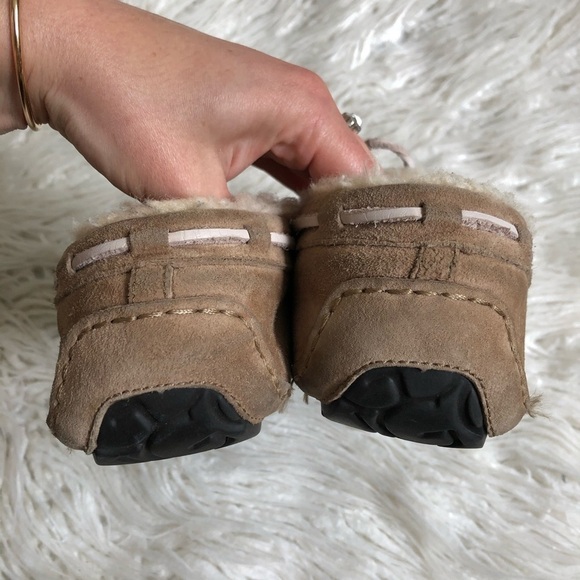 UGG Dakota Tobacco-2 Suede Moccasin Slipper Shoes - Picture 4 of 10